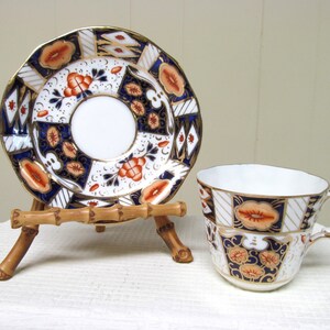 Vintage Strathmore English Bone China Imari Pattern Tea Cup and Saucer Set image 3