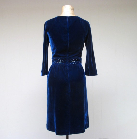 Vintage 1960s Blue Velvet Party Dress, 60s Jewele… - image 4