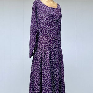 Vintage 1990s HARARI Drop-Waist Purple Paisley Rayon Dress, Loose-Fit Tea Length One Size up to 44 Bust, VFG image 3