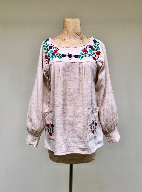 Vintage 1960s Mexican Peasant Top, Floral Embroid… - image 5