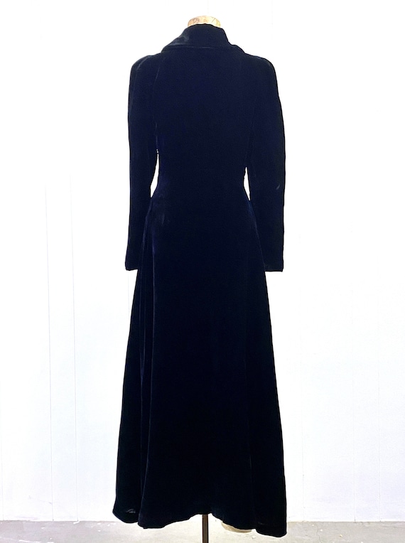 Vintage 1940s Opera Coat, Black Silk Velvet Floor… - image 5