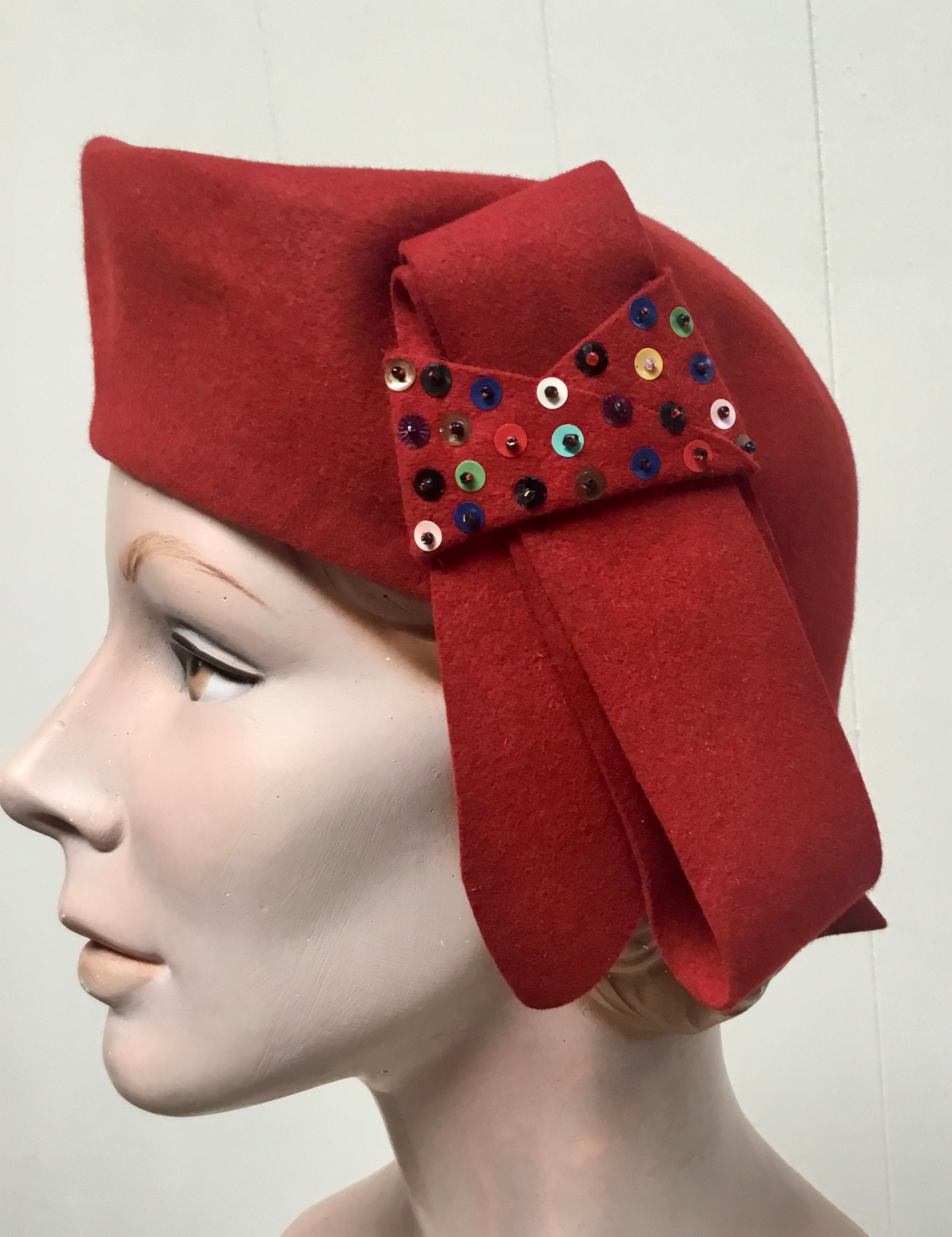 Vintage 1940s Red Wool Toque W/sequins, 40s Crimson Military  display picture 1