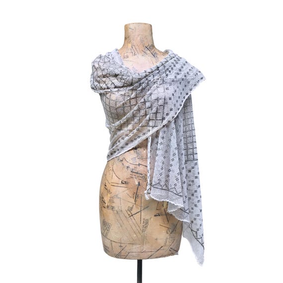 Antique 1920s Assuit Shawl, Egyptian Revival Wrap, Ivory