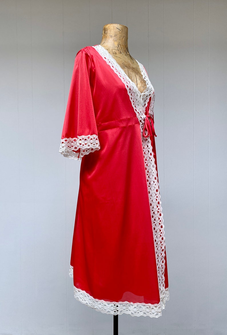 Vintage 1960s Mod Peignoir Set, Mid-Century Coral Nylon/Lace Sleeveless Nightgown/Robe, Summer Sleepwear, Deadstock, Medium 38 Bust, VFG image 3