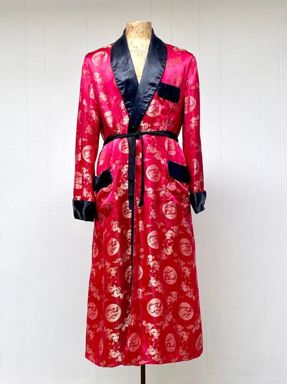 1960s Vintage Chinese Dragon Pattern Smoking Jacket, … Gem