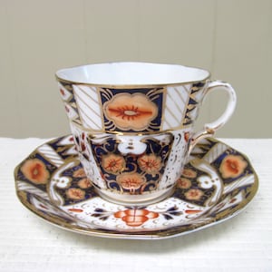 Vintage Strathmore English Bone China Imari Pattern Tea Cup and Saucer Set image 1