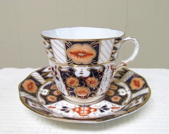 Vintage Strathmore English Bone China Imari Pattern Tea Cup and Saucer Set