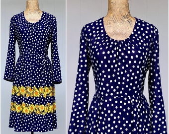 Vintage 1960s Navy Polka Dot and Daisies Print Dress, 60s Leslie Fay Charming Nylon Day Dress, Spring Fashion, Medium 40" Bust