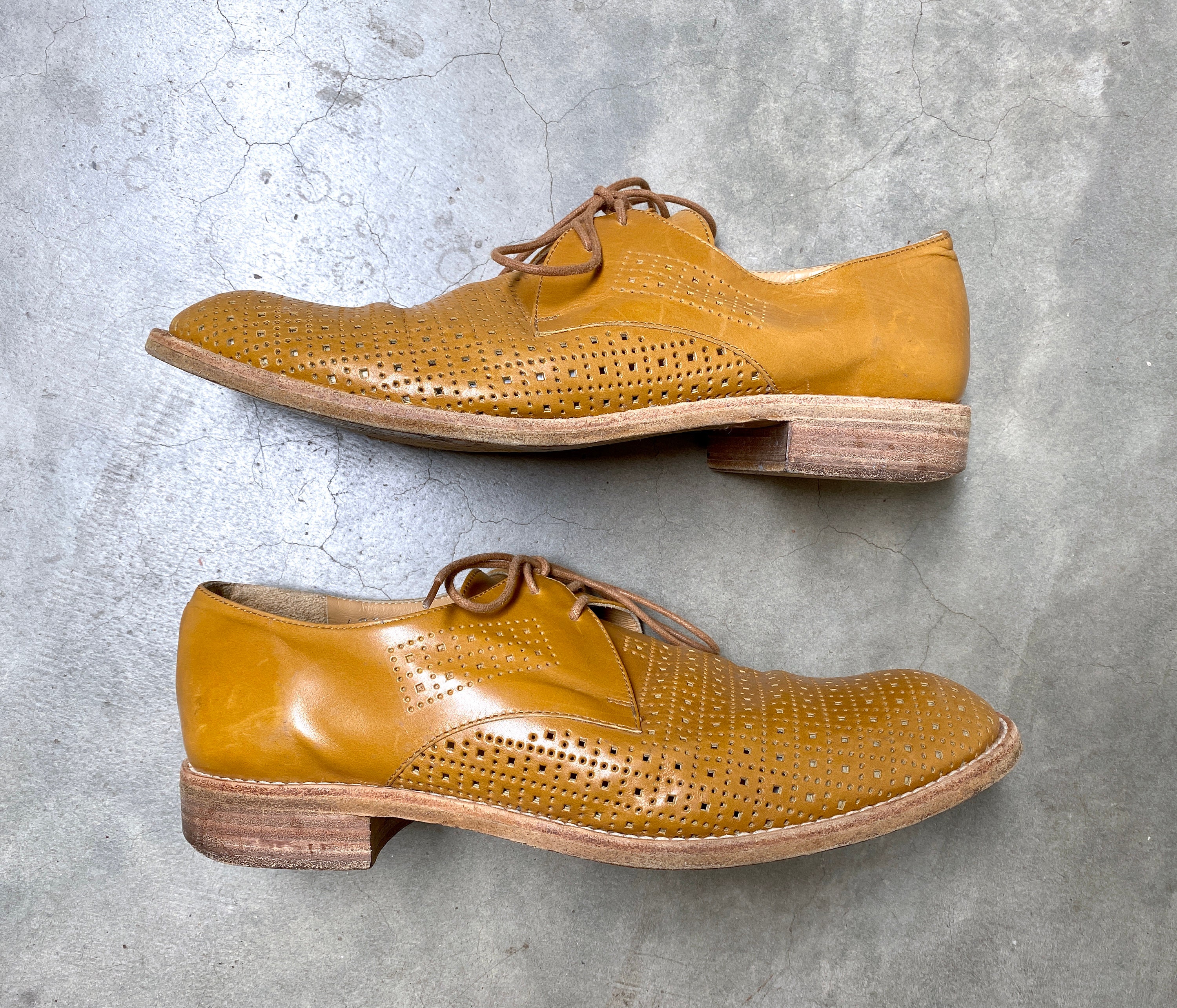 Marc Jacobs Oxfords perforated leather mens Red (size 10) handmade eclectic vtg Marc Jacobs Men main image 3