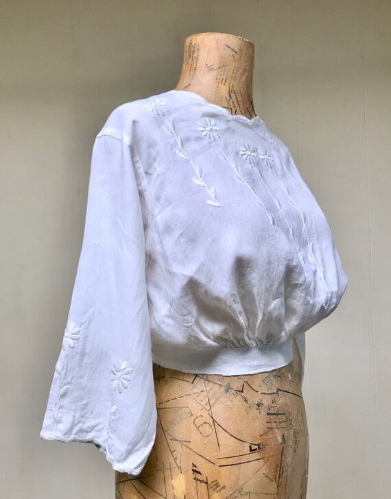 Antique Edwardian White Cotton Blouse with Floral… - image 4