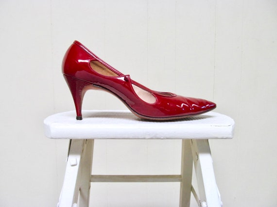 Vintage 1960s Candy Apple Red Patent 