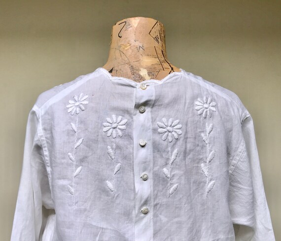 Antique Edwardian White Cotton Blouse with Floral… - image 6