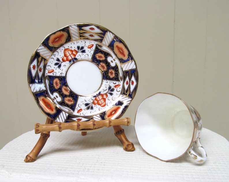 Vintage Strathmore English Bone China Imari Pattern Tea Cup and Saucer Set image 4