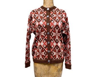 Vintage 1960s/1970s Snowflake Pattern Wool Cardigan, Nordic Style Sweater by Tami, Medium 42" Bust, VFG