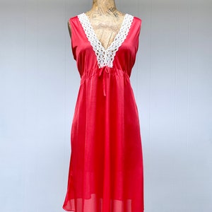 Vintage 1960s Mod Peignoir Set, Mid-Century Coral Nylon/Lace Sleeveless Nightgown/Robe, Summer Sleepwear, Deadstock, Medium 38 Bust, VFG image 6