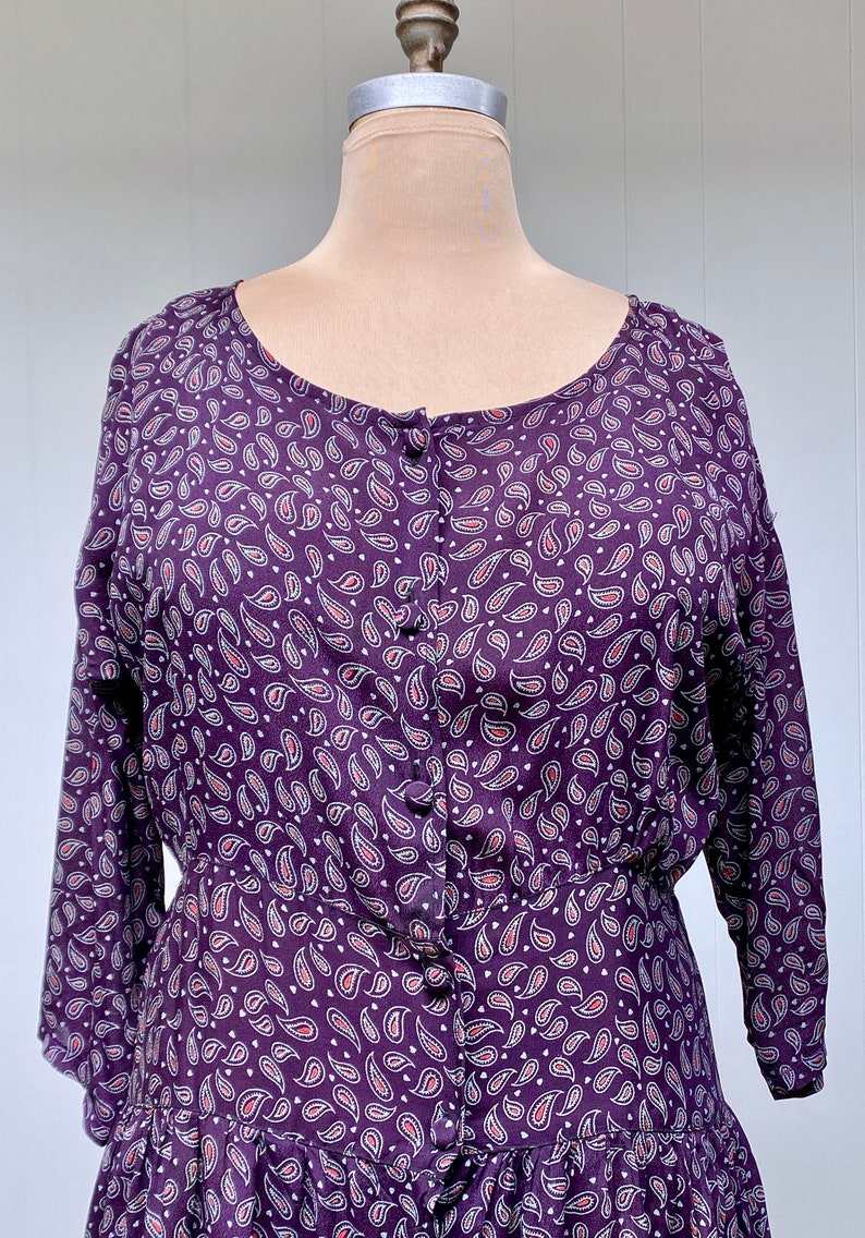 Vintage 1990s HARARI Drop-Waist Purple Paisley Rayon Dress, Loose-Fit Tea Length One Size up to 44 Bust, VFG image 8