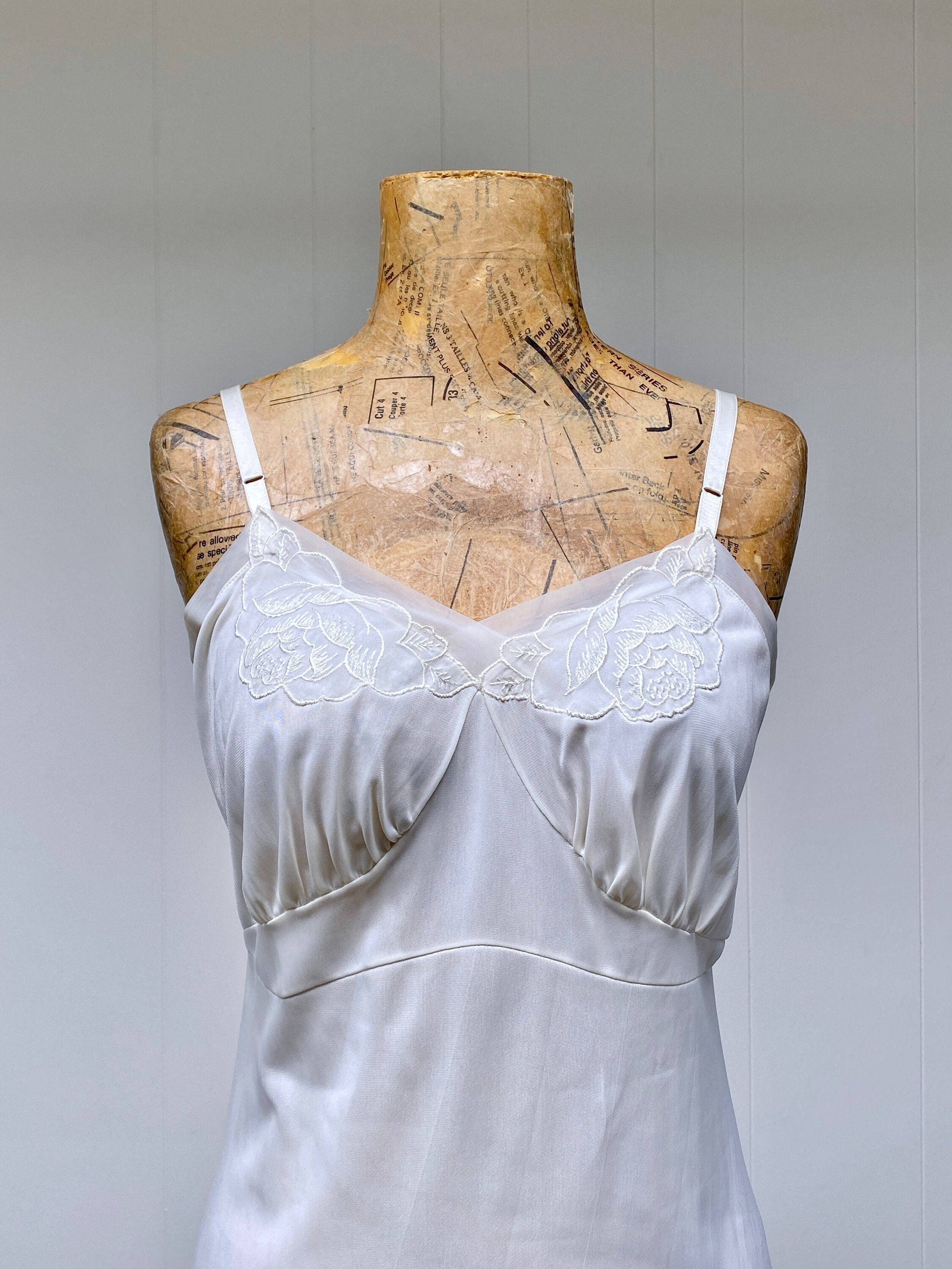 Vintage 1950s Ivory Nylon Full Slip Floral Embroidered Mojud Etsy