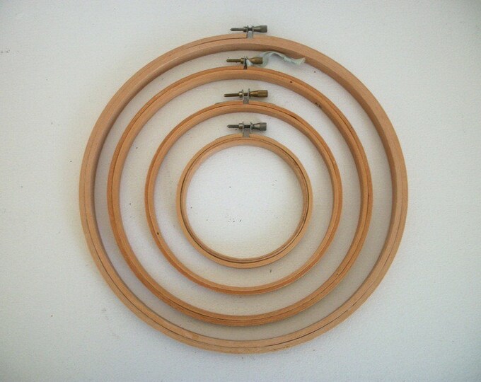 Vintage Wood Embroidery Hoops Set of 4 Etsy