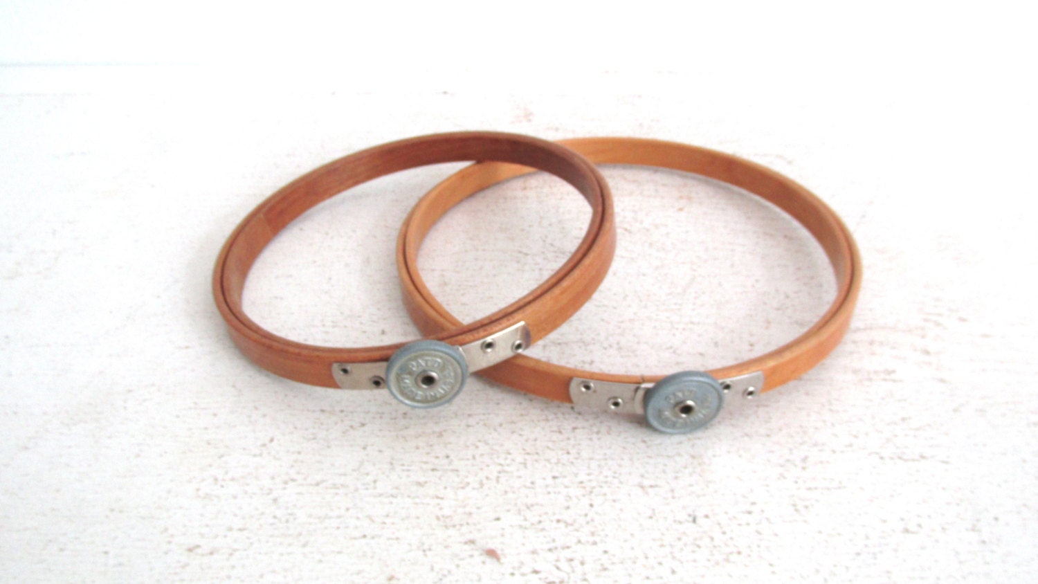 Vintage Queen Wood Embroidery Hoops Felt Lined Rare Etsy