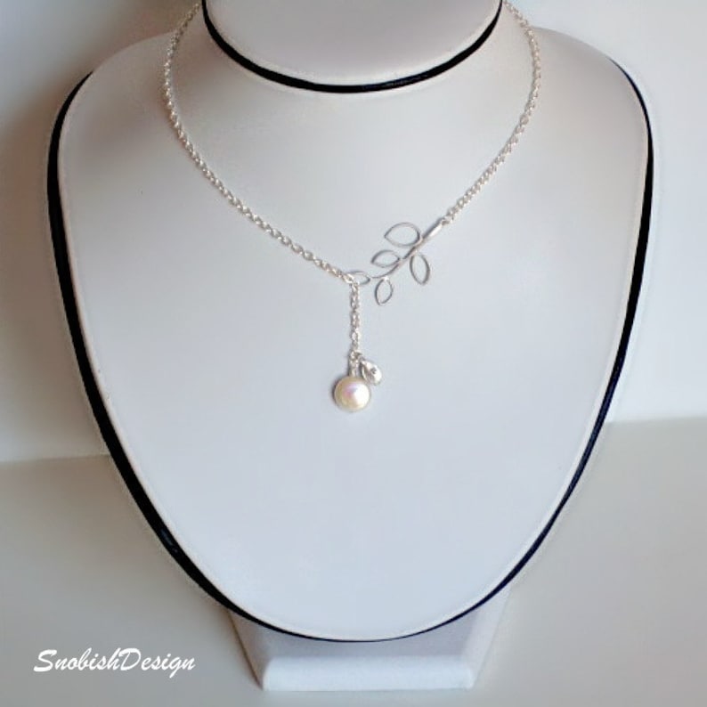 Leaves Necklace Bridal Necklace Leaf Necklace Freshwater Pearl Necklace Bridesmaid Necklace Wedding Jewelry Initial Necklace Lariat
