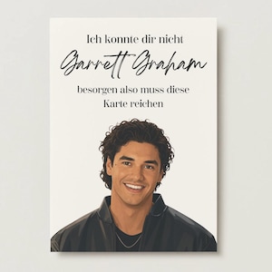 Personalisierbares Garrett Graham Poster im Briar University Stil mit romantischem Zitat und illustriertem Charakterdesign.