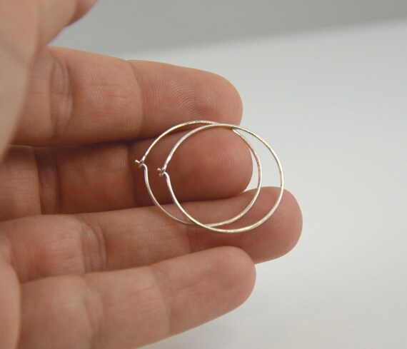 Items similar to 1 Inch Hoop Earrings in Sterling Silver - Lightweight ...