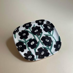 Ceramic plate