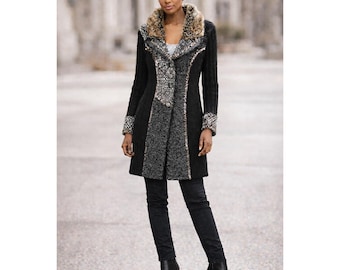 Sioni Black Coat with Faux Fur Collar Size Large Discontinued Vintage Boho