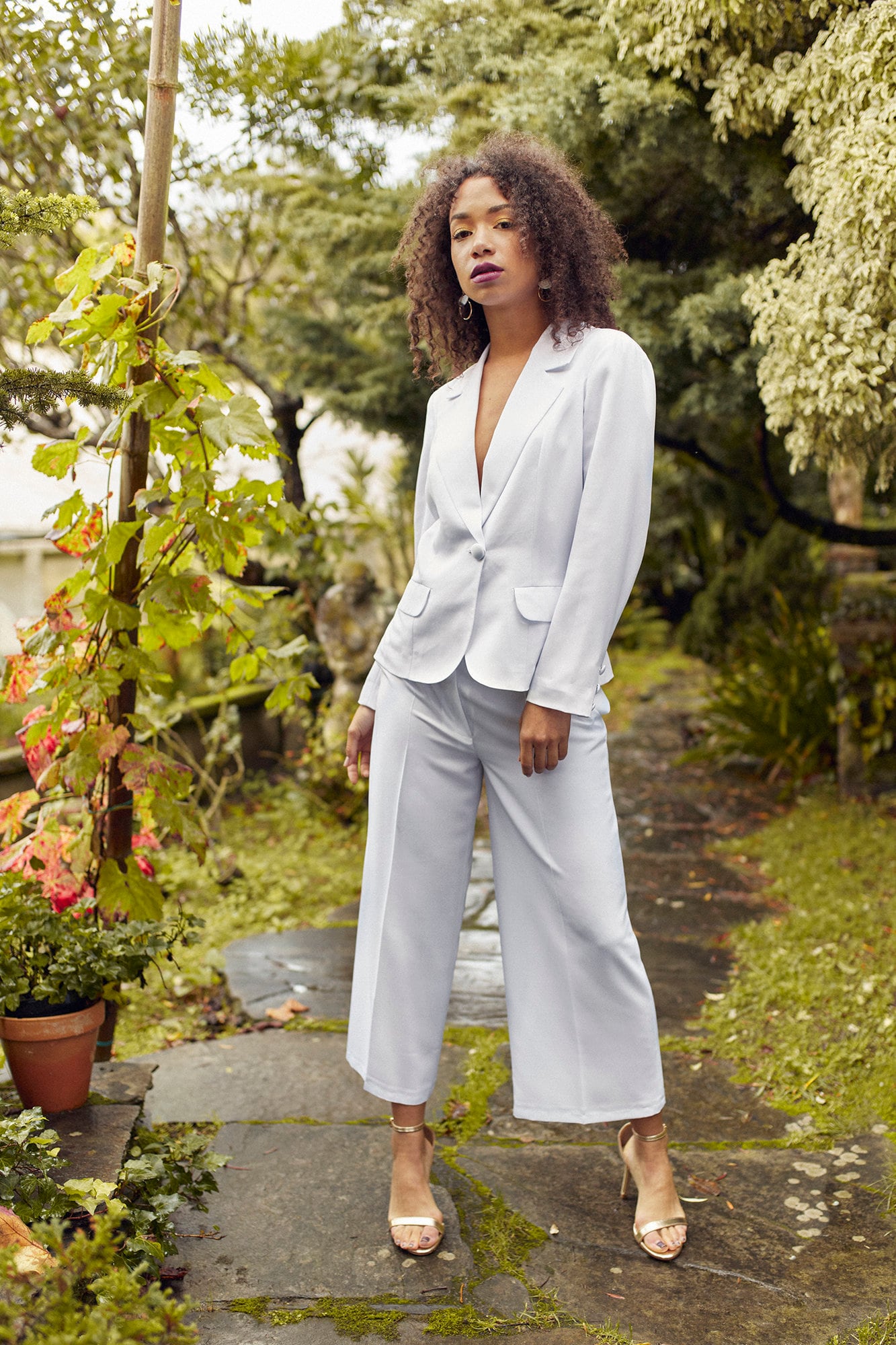 bianca jagger wedding suit