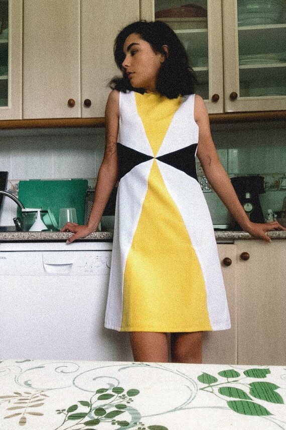 Yellow 60s cheap dress