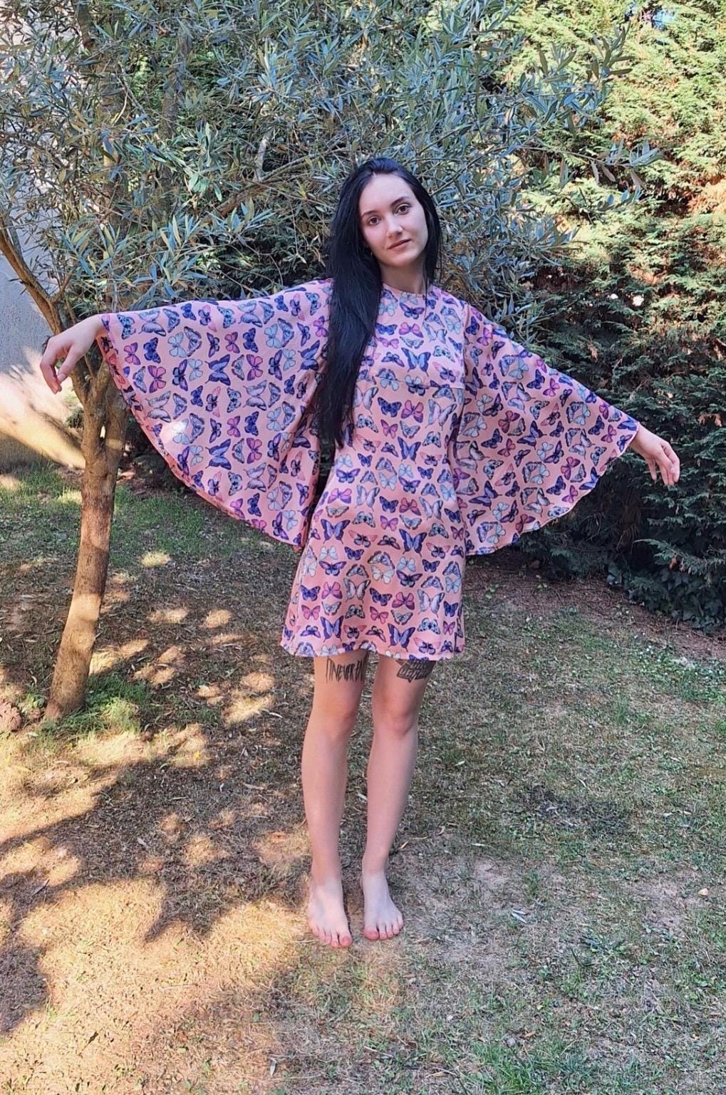 ワンピース Little Butterfly Sleeve Dress Little Butterfly Sleeve Dress