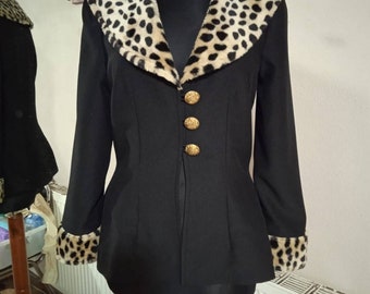 Veste inspirée de nounou, belle veste de nounou, veste léopard, veste léopard noire, costume d'Halloween, veste de nounou, veste Fran, costume