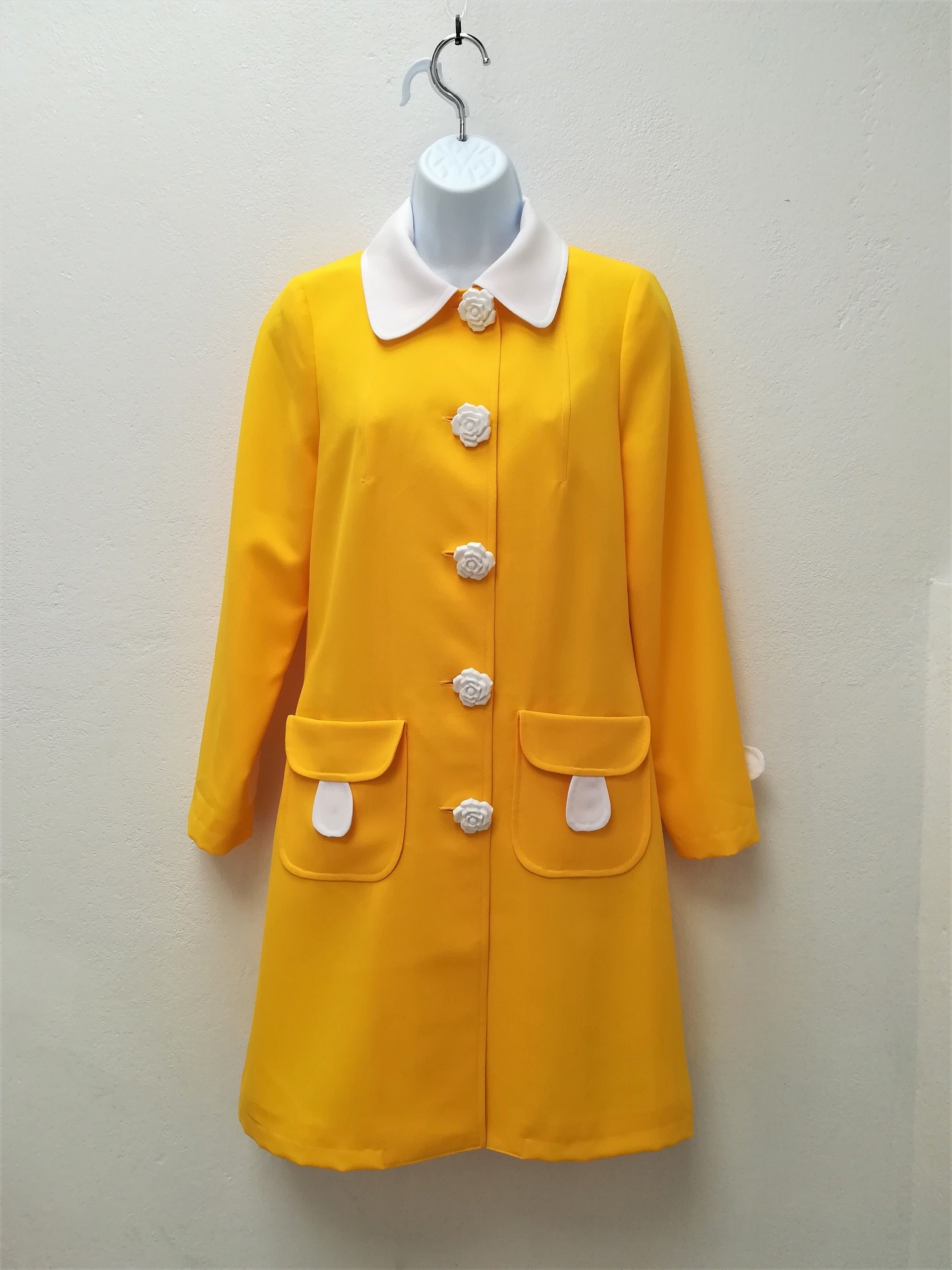 【vintage】 Oversizecoat Mod 60s Black and White Coat and Dress, Mod Set, Retro Set, 70s