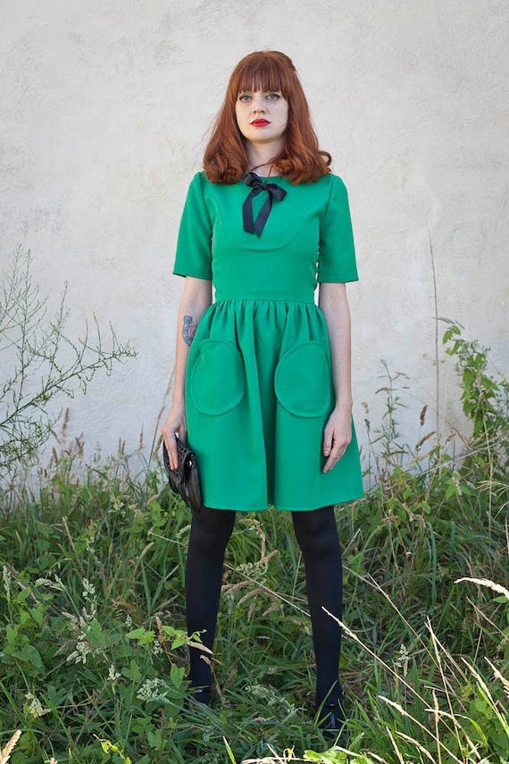 60s mod dress/ green A line dress/ short sleeve dress
