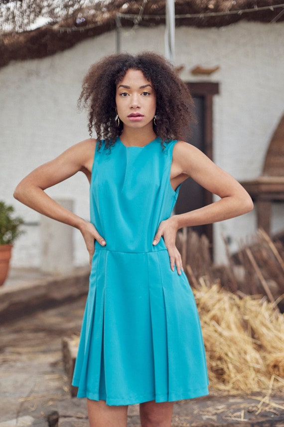Ready to ship, Size M, Green Mod dress/ Amal dress/ 60s shift dress/Pleated Green dress/ Bridesmaid dress / Graduation dress