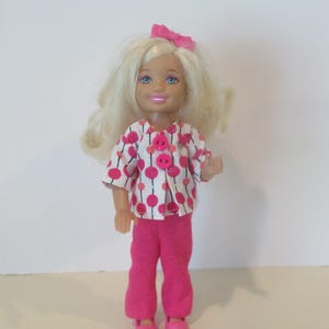 CHELSEA Bright Pink Dotted Top Outfit