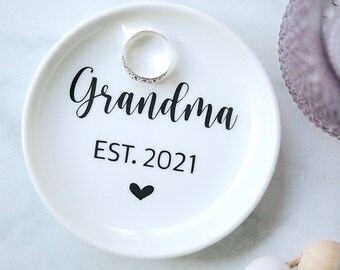 Personalized - Ring Dish - Personalized Gift - Grandma Est - Baby Announcement - Grandma Gift - Grandparents Day