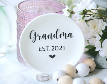 Personalized - Ring Dish - Personalized Gift - Grandma Est - Pregnancy Announcement - Grandma Gift - Grandparents Day