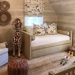 Trundle Bed With Inset Piping Detail - COM
