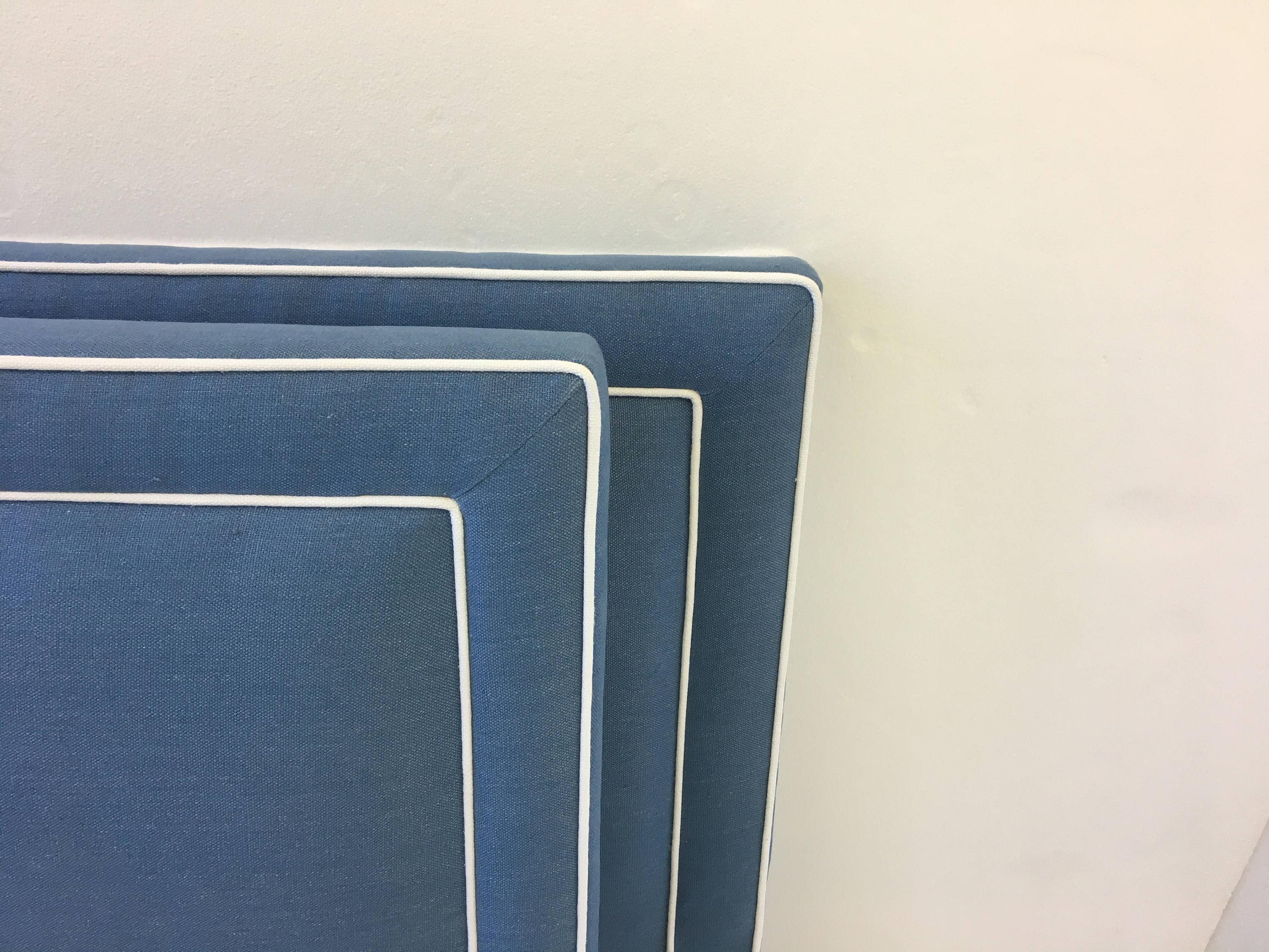 Upholstered headboard with piping deals