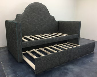 Custom Daybed W/Curved Back and Trundle - COM