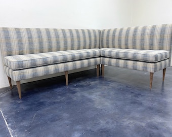 Custom Banquette - COM