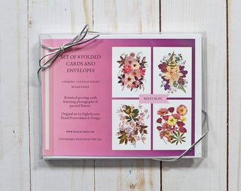 Berry Bliss-wenskaartenset - set van 8 blanco bloemenkaarten met enveloppen | Geperste bloemenkunst, botanisch briefpapier, cadeauset