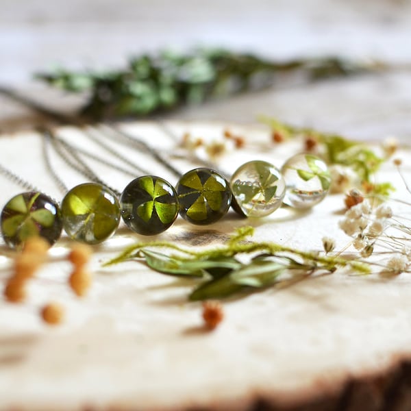 Four leaf clover necklace, natural botanical jewelry, st patrick's day lucky 4 leaf clover, terrarium necklace