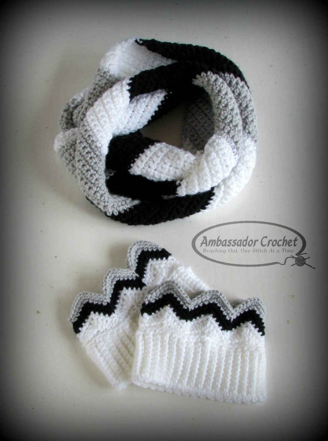 Chevron Crochet Pattern Infinity Scarf & Boot Cuffs PDF - Etsy