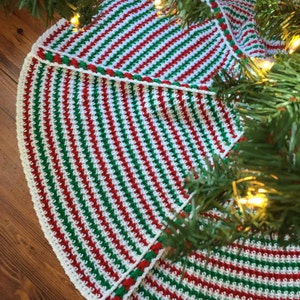 Christmas Tree Skirt Crochet Pattern image 3