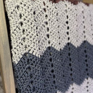 Easy Blanket Crochet Pattern - Ripple Crochet Throw - Ripple Blanket Pattern