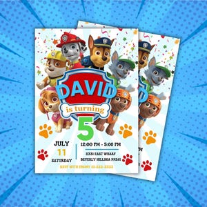 Op de afbeelding: Twee uitnodigingen voor een verjaardagsfeestje met de Paw Patrol-personages. De witte kaarten hebben kleurrijke afbeeldingen, waaronder de naam "DAVID" en het cijfer "5". Details zijn onder meer de datum, tijd en locatie.