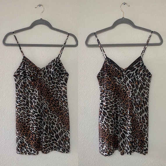 Vintage 1970s VANITY FAIR leopard print nylon min… - image 1