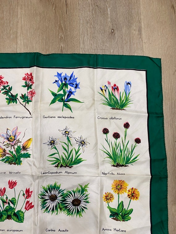 Vintage 1980s VETTERTCIE floral print silk scarf … - image 4